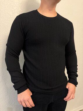 Karl Lagerfeld Black Sweater – Size Large – Classic & Versatile